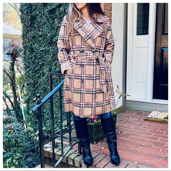 Made in Italy Most Fabulous Designer Belted Plaid Trench Coat - Picture 6 of 13